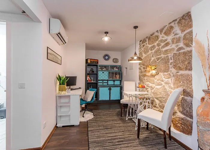 Apartments Mikulin Family